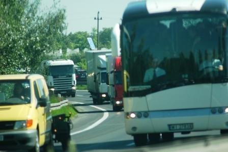Ograniczenia ruchu ciężarówek w maju