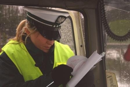 Gdzie płacić kary za przekroczenie czasu pracy, by było taniej
