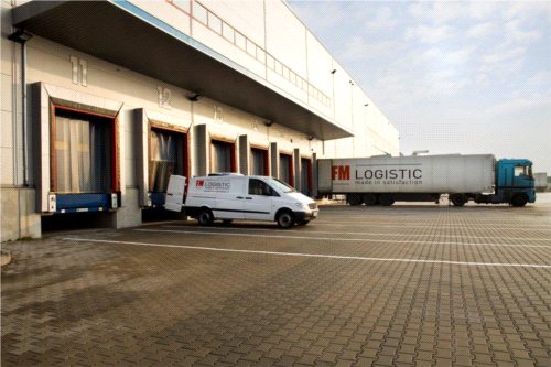 FM Logistic z E. Wedel przez kolejne trzy lata