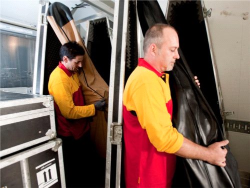 DHL w Watykanie