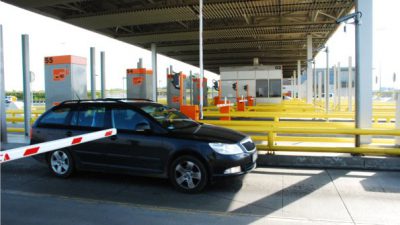 viaTOLL dla aut osobowych – płać wygodniej za przejazd autostradą