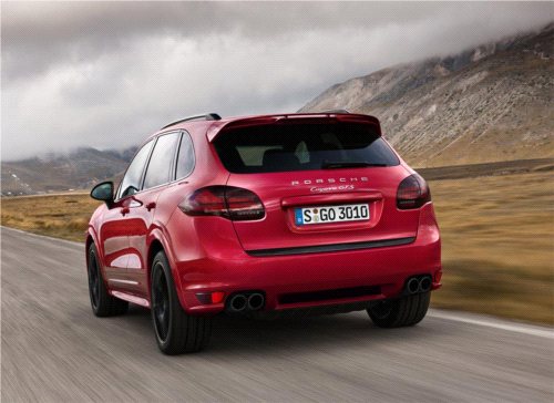 Nowe Cayenne GTS na targach AMI 2012