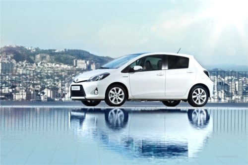 Provident podpisał umowę na 79 hybryd Toyoty