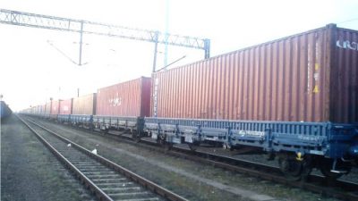 W 15 dni z Chin do Polski