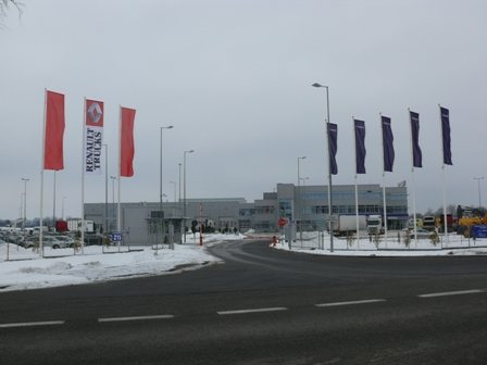 Pierwszy w Polsce serwis Volvo Trucks i Renault Trucks w Młochowie
