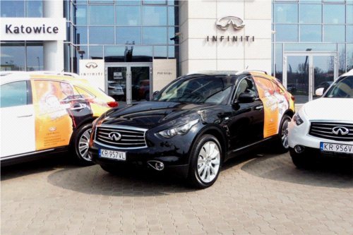 Infiniti pod siatką