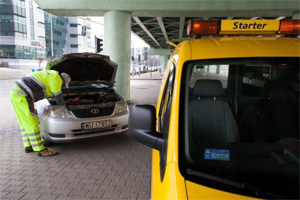 Gorąco, gorąco i samochód ulega uszkodzeniu