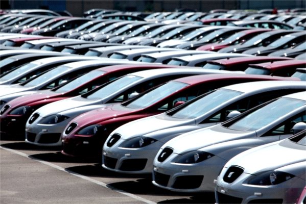Samochód firmowy z rocznika 2013 – jak wybrać auto i finansowanie