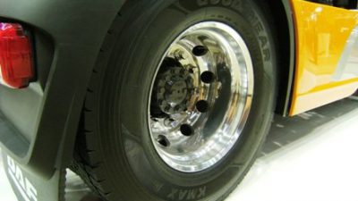 Pojazdy ciężarowe DAF wyjadą z fabryki na oponach Goodyear
