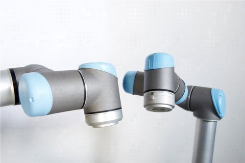 Roboty Universal Robots na targach Automaticon