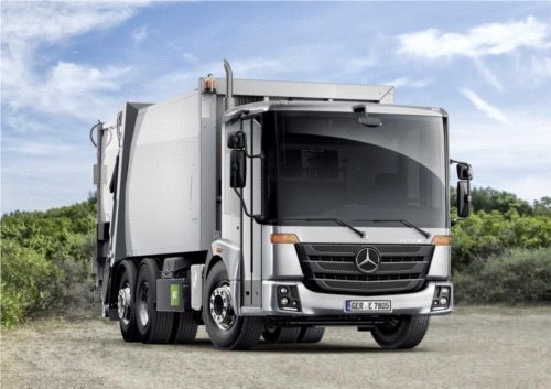 Światowa premiera Econica NGT z jednostką Mercedes-Benz M 936 G