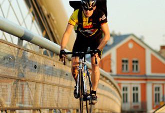 X-press Couriers dostarcza przesyłki w dniu zakupu towaru