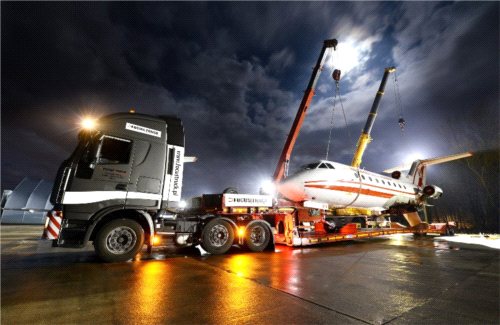 Iveco przewiozło rządowego Jaka-40