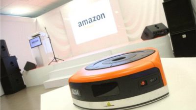 Roboty w Centrum Logistycznym Amazon