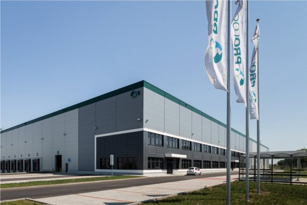Mall.cz z 51 000 Metrami Kwadratowymi w Prologis Park Prague-Jirny
