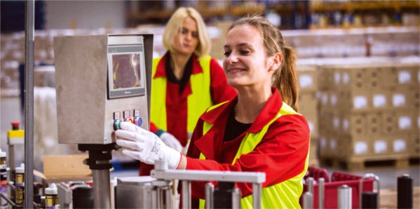 Zarządzanie komponentami i opakowaniami w co-packingu