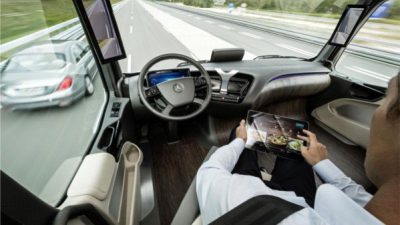 Auto na niewidzialnej smyczy
