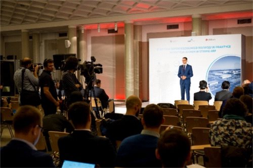 Największa w Europie fabryka baterii do samochodów elektrycznych powstaje w Polsce