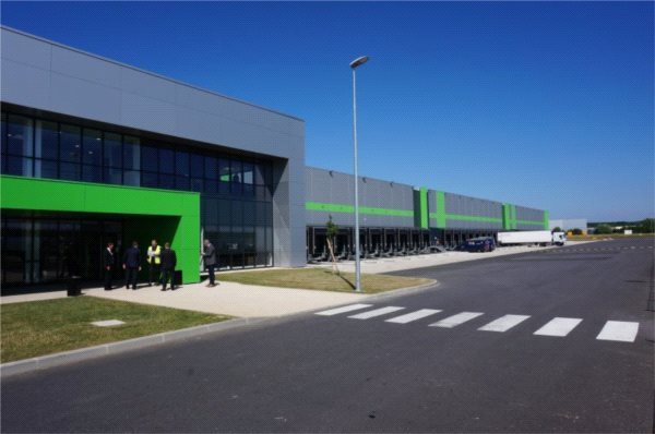 Nowy magazyn Carrefour i ID Logistics we Francji