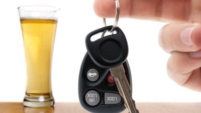Kierowcy zamierzają podczas majówki prowadzić auto na kacu