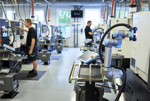 Bezpieczna współpraca robota z człowiekiem