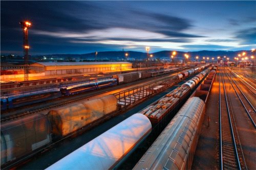 Niższe opłaty za dostęp do infrastruktury PKP PLK
