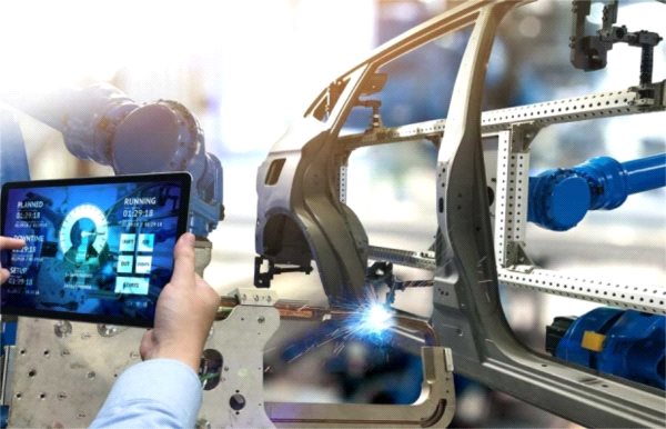 Przemysł i MŚP na celowniku hakerów