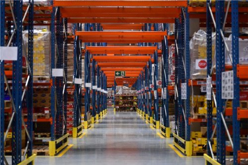Żabka Polska rozwija centra logistyczne i rekrutuje