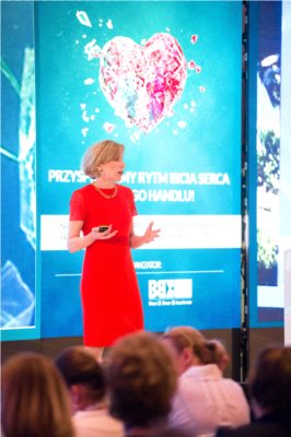 Odpowiedzialność wobec społeczeństwa i środowiska – moda czy biznesowa konieczność?
