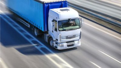 Jak sztuczna inteligencja zmieni transport ciężarowy?
