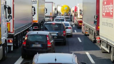 Przewoźnicy drogowi w Europie skazani na wyższe koszty
