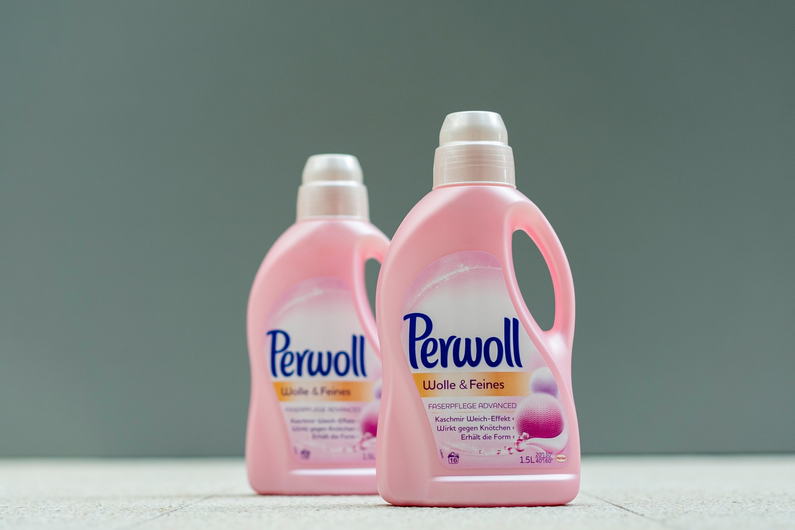 Henkel stosuje recykling chemiczny dla opakowań