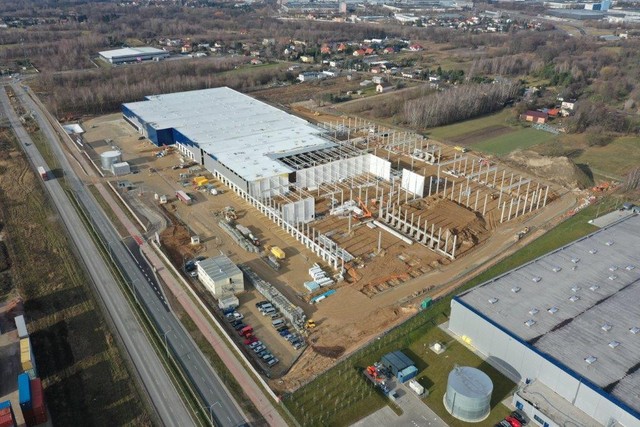 Żabka w dwóch lokalizacjach Panattoni