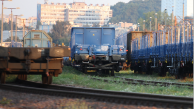 Transport kolejowy: za długo i za drogo