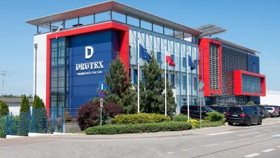 Drutex będzie zatrudniał