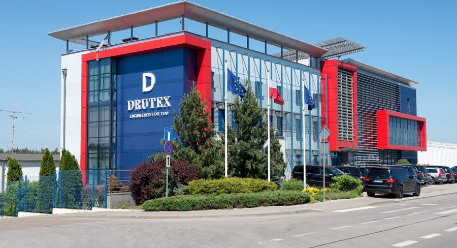 Drutex będzie zatrudniał