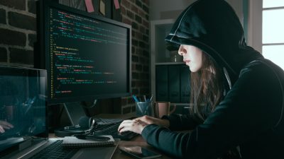 Cyberprzestępcy nie jeżdżą na wakacje