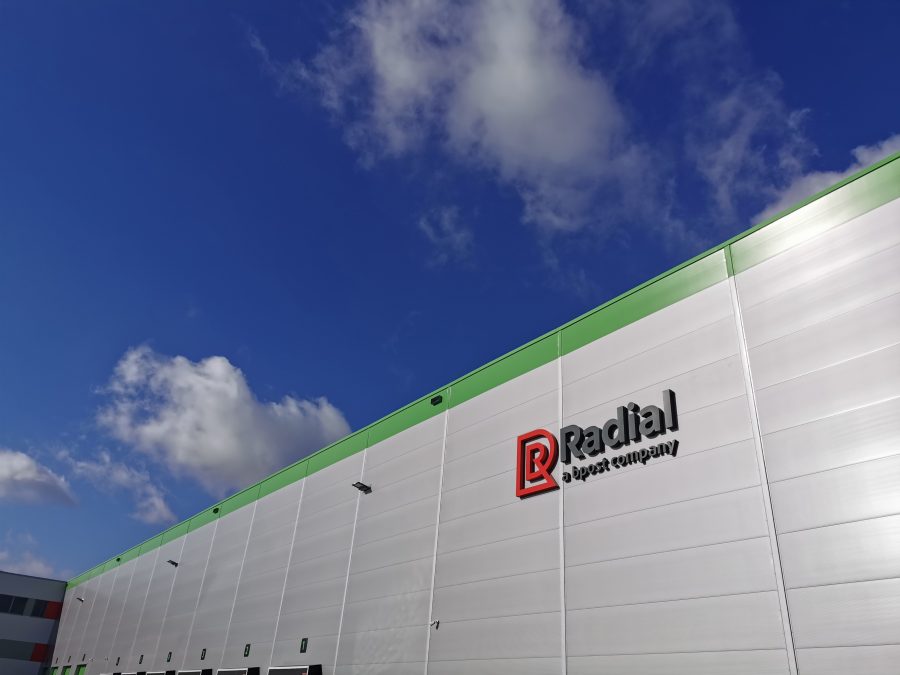 Nowy gracz na polskim rynku logistyki dla e-commerce