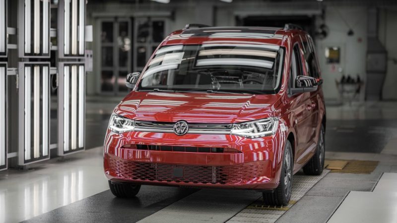 Ruszyła seryjna produkcja Caddy 5 w Poznaniu