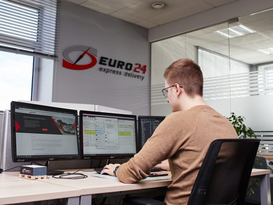 Monitoring realizacji transportu towarów