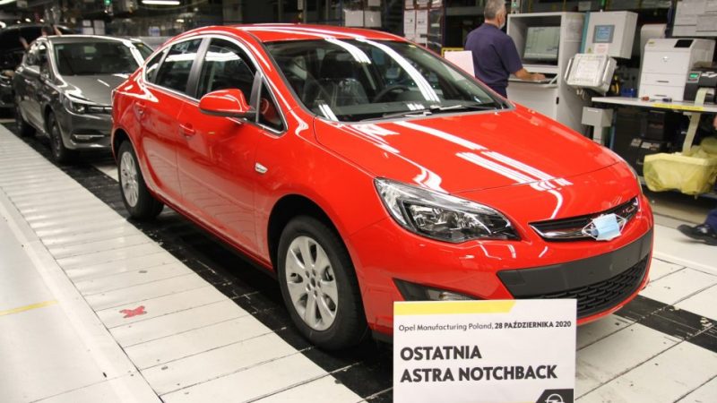 Astra Sedan znika z linii produkcyjnych w Gliwicach