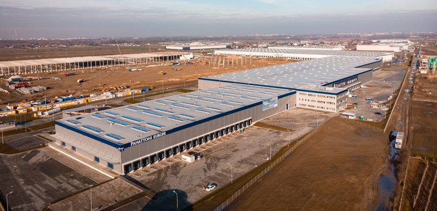 Inteligentny dach w budynkach ROHLIG SUUS Logistics