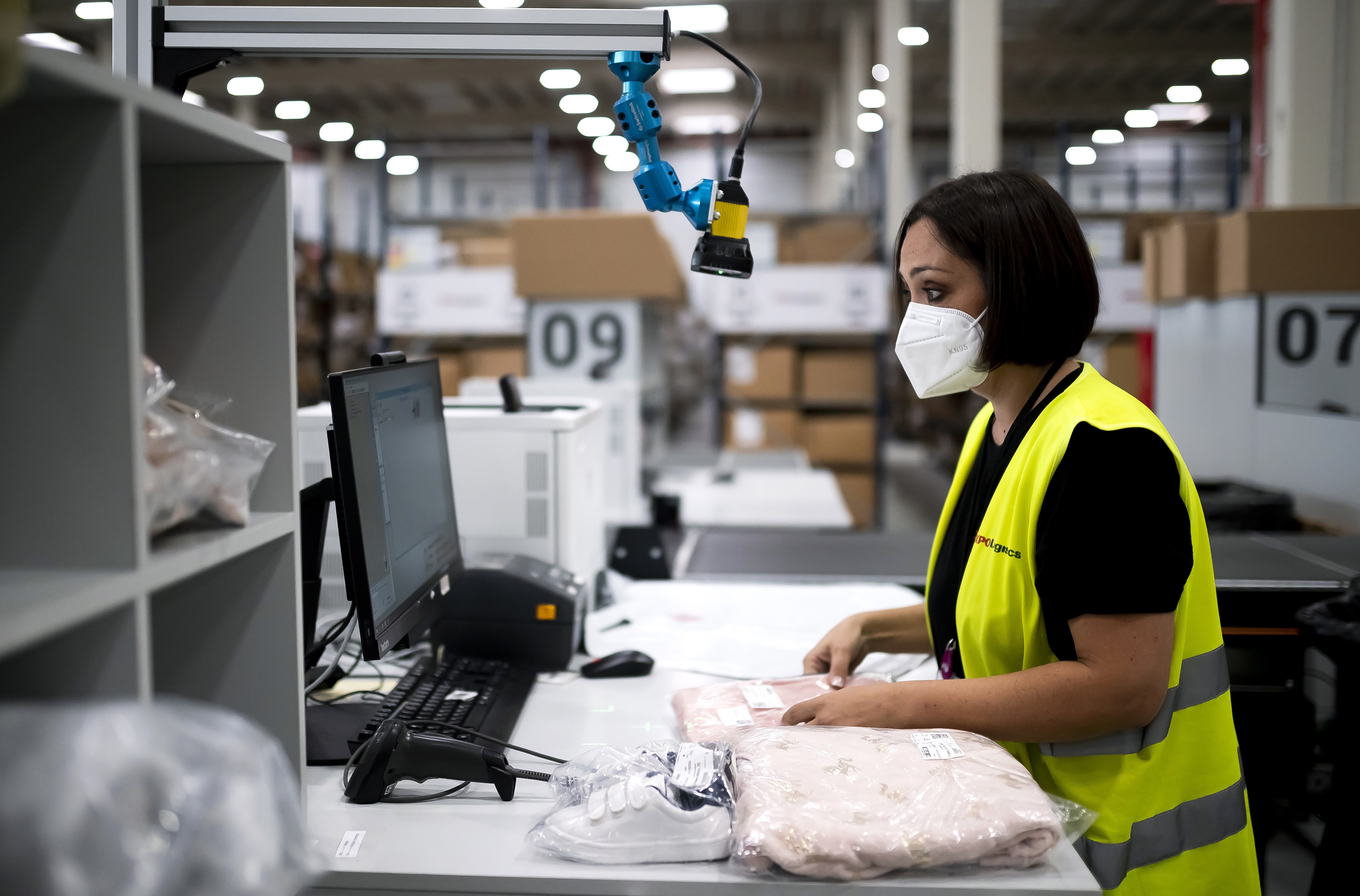 XPO Logistics zwiększa produktywność i bezpieczeństwo w magazynach e-commerce