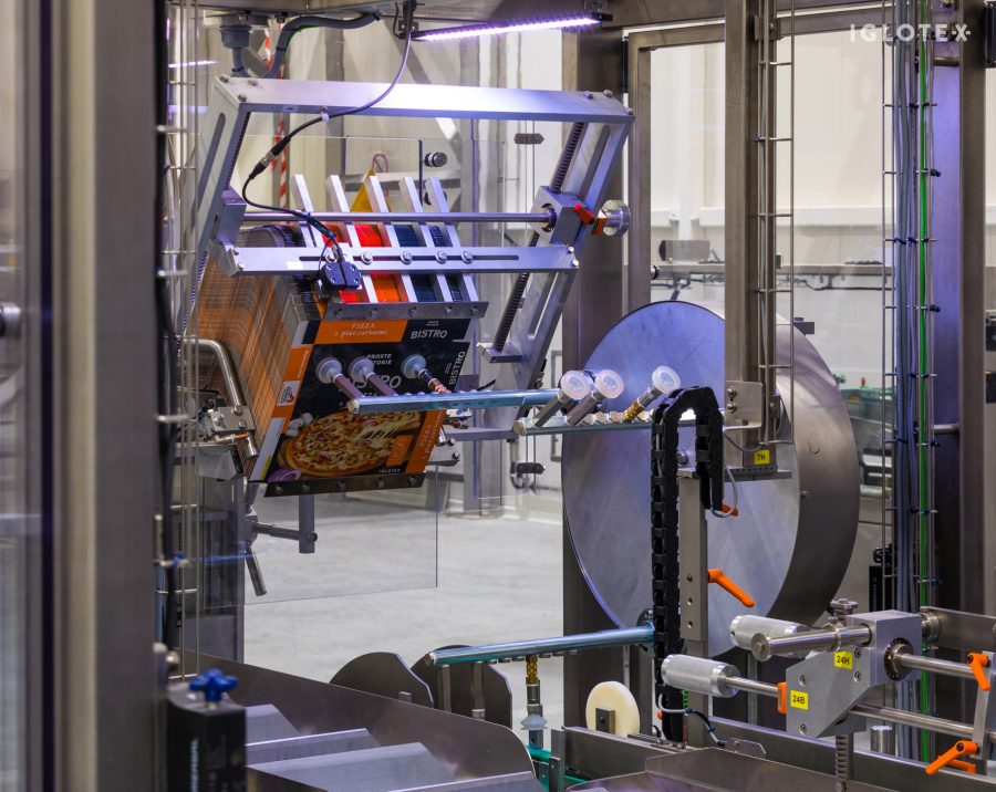 Produkcja przemysłowa w 2021 prawie o 15 proc. w górę