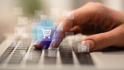 Zwracamy 1 na 10 produktów kupionych online