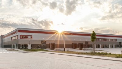 P3 powiększa swoje portfolio niemal o połowę