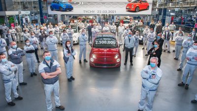 2.5 mln Fiatów 500 z Tych