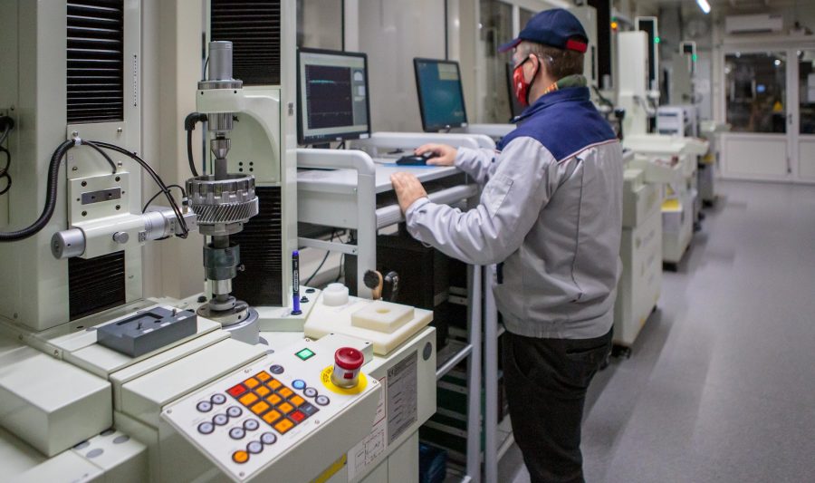 Toyota podwaja w Polsce produkcję napędów do Yarisa