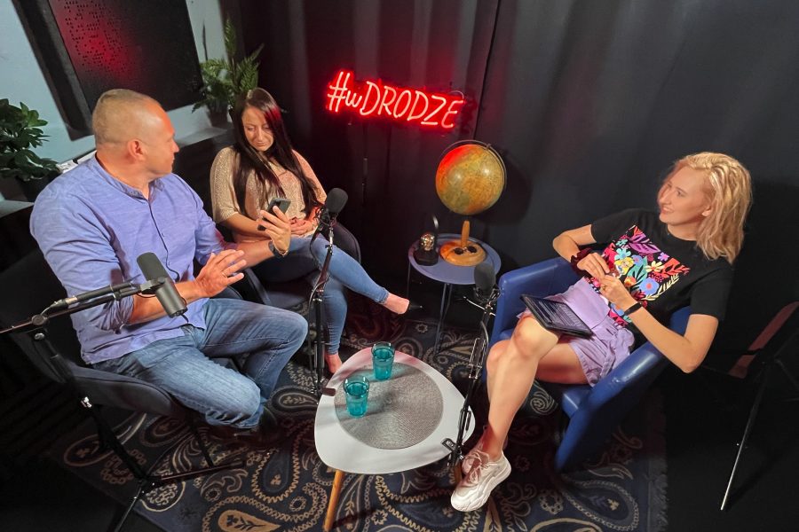 Raben rusza z podcastem #wDrodze