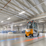 Widłowy wózek elektryczny STILL RX 20 z systemem Safety Light oraz Red Safety Zone Light